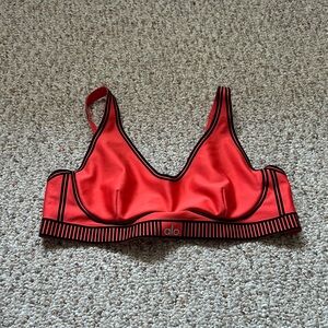 ALO Yoga Red Airlift line up bra